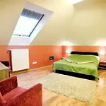 Corner Lejlighed Eger