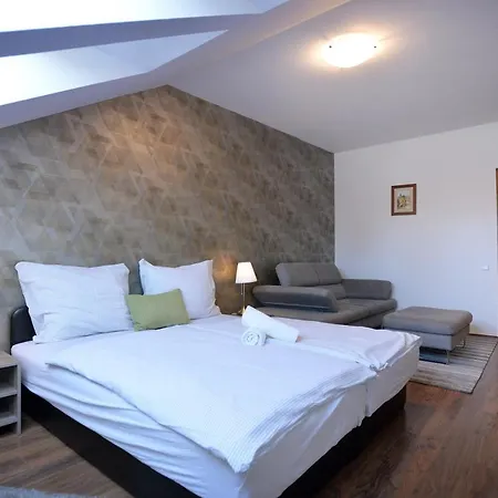 Corner Apartman Eger