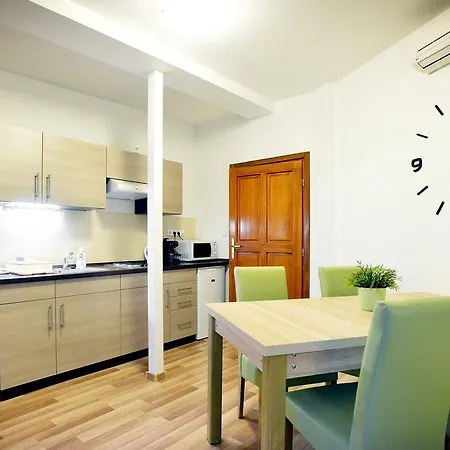 Corner Apartament Eger