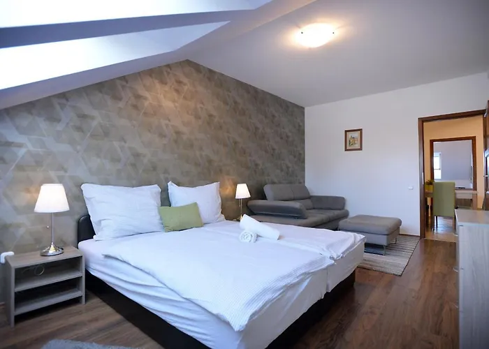 Corner Apartment Eger